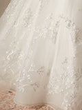 Modern V-Back Floral Lace Wedding Dresses